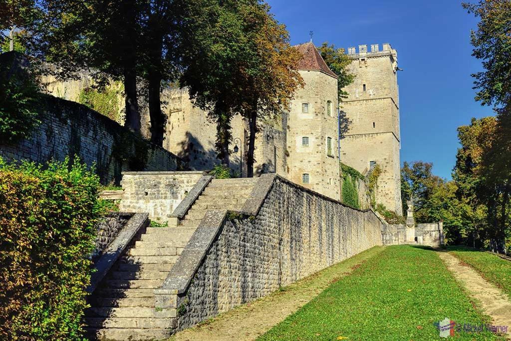 Au 10 Le Long Du Canal Fain-Les-Montbard Exterior foto